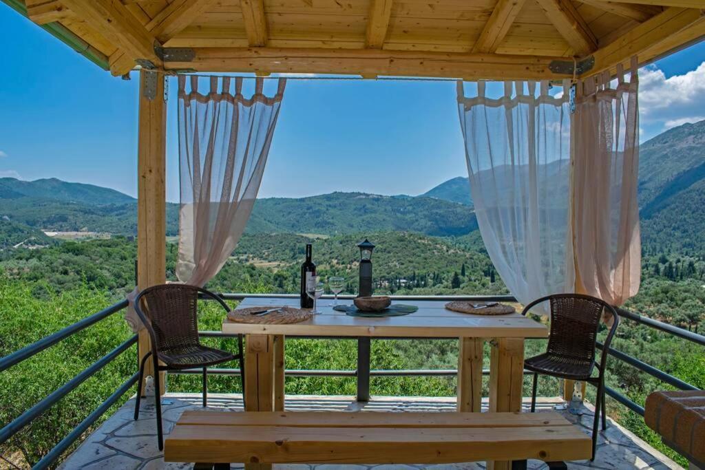 Villa Ostria House à Pinakokhorion Extérieur photo