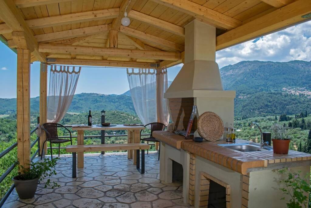 Villa Ostria House à Pinakokhorion Extérieur photo