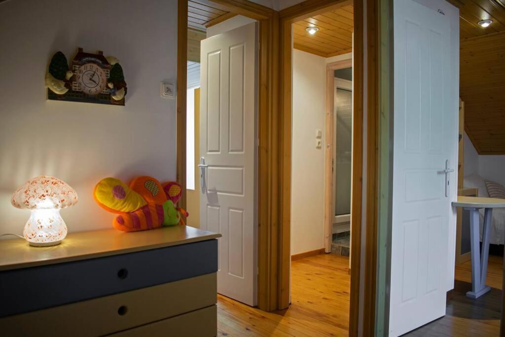 Villa Ostria House à Pinakokhorion Extérieur photo